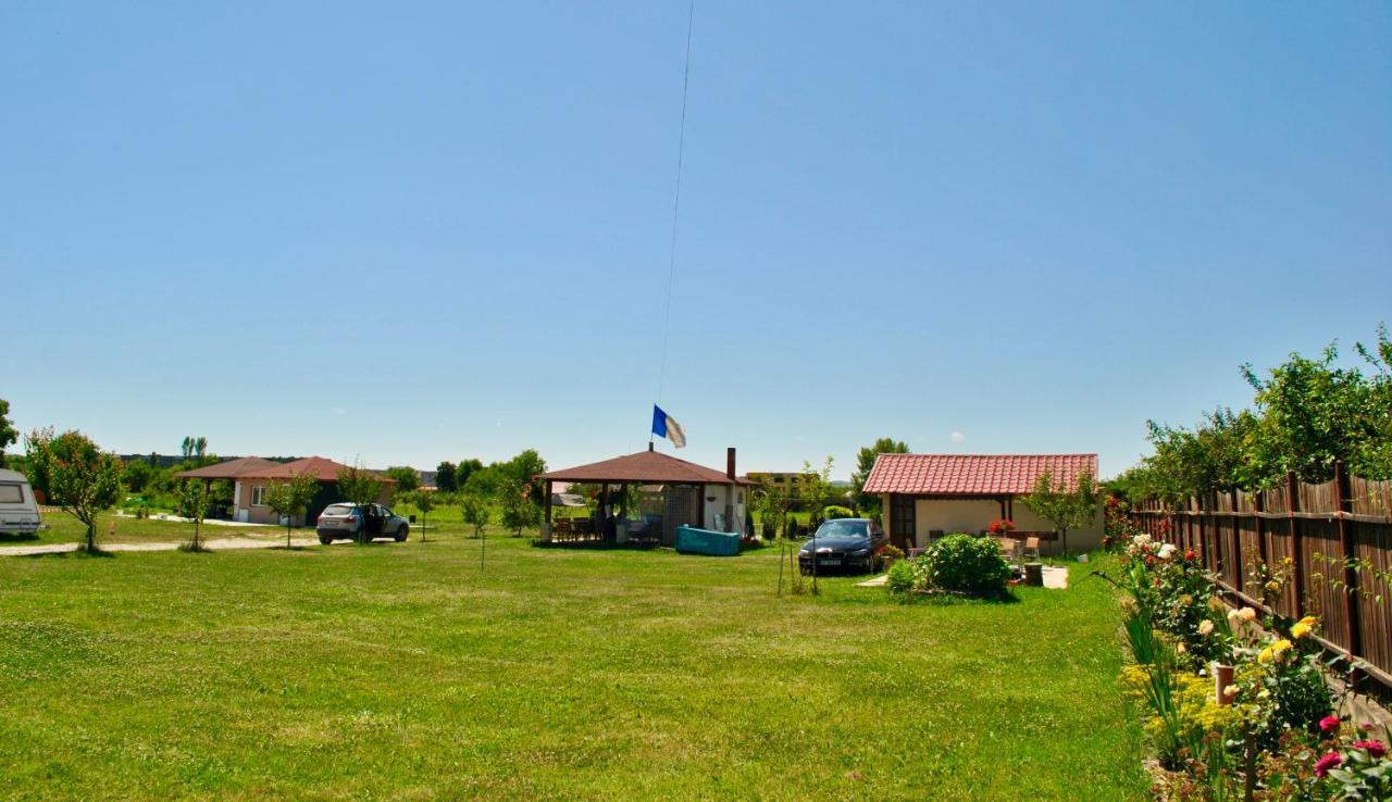 Camping La Foisor Turda Exterior foto